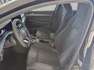 VW VW Golf R-Line