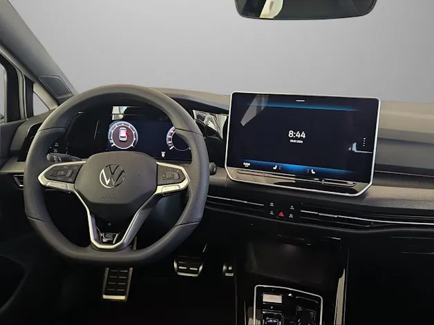 VW VW Golf R-Line