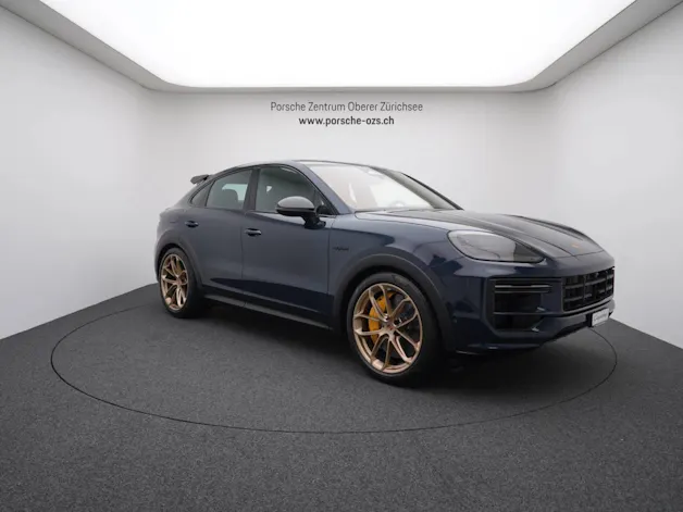 PORSCHE Cayenne Turbo E-Hybrid Coupé mit GT-Paket