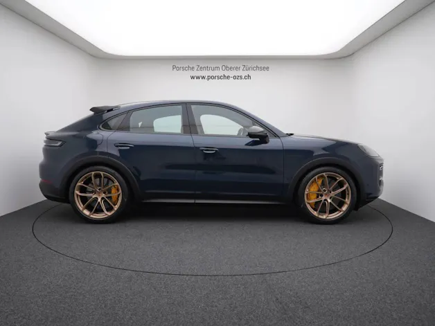 PORSCHE Cayenne Turbo E-Hybrid Coupé mit GT-Paket
