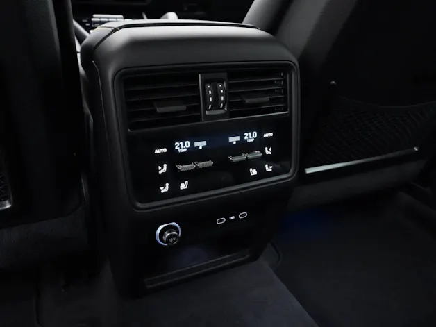 PORSCHE Cayenne Turbo E-Hybrid Coupé mit GT-Paket