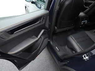 PORSCHE Cayenne Turbo E-Hybrid Coupé mit GT-Paket