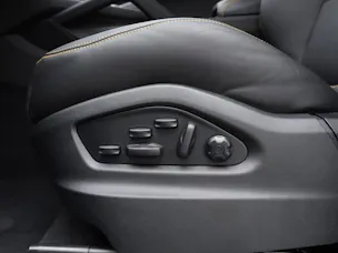 PORSCHE Cayenne Turbo E-Hybrid Coupé mit GT-Paket