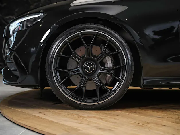MERCEDES-BENZ E 220 d AMG Line 9G-Tronic 21" Felgen*Werksgarantie*Lenkradheizung*