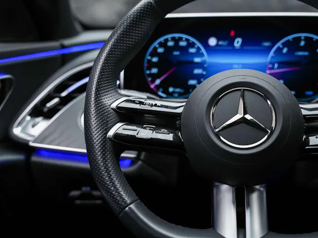 MERCEDES-BENZ E 220 d AMG Line 9G-Tronic 21" Felgen*Werksgarantie*Lenkradheizung*