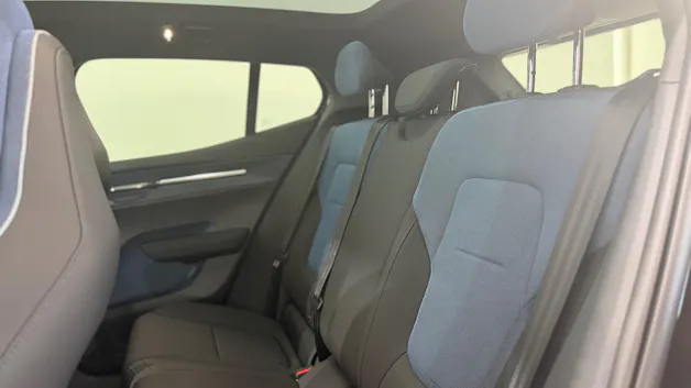 VOLVO EX 30 P8 Ultra XCENTRIC Black E