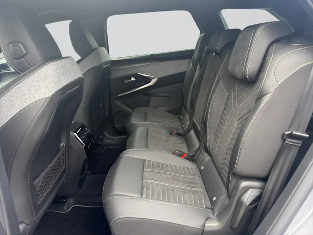 PEUGEOT 5008 NEW 145 e-DCS6 GT
