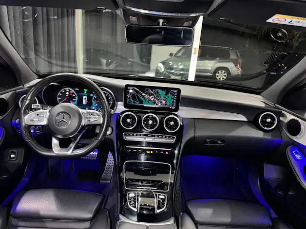MERCEDES-BENZ C 200 Swiss Star AMG Line 4M 9G-Tronic | CH |