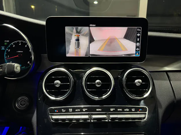 MERCEDES-BENZ C 200 Swiss Star AMG Line 4M 9G-Tronic | CH |