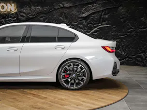 BMW M340i xDrive Steptronic M Sport Pro *Facelift*Werksgarantie*Lenkradheizung*Head Up Display*360° Kamera*