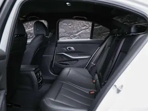 BMW M340i xDrive Steptronic M Sport Pro *Facelift*Werksgarantie*Lenkradheizung*Head Up Display*360° Kamera*