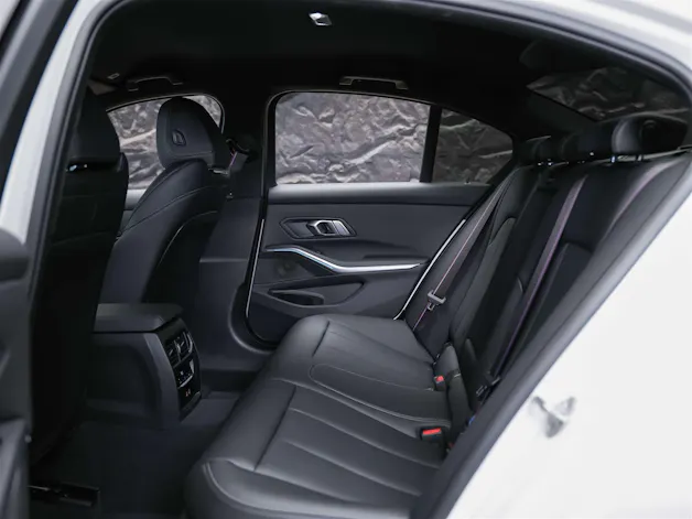 BMW M340i xDrive Steptronic M Sport Pro *Facelift*Werksgarantie*Lenkradheizung*Head Up Display*360° Kamera*