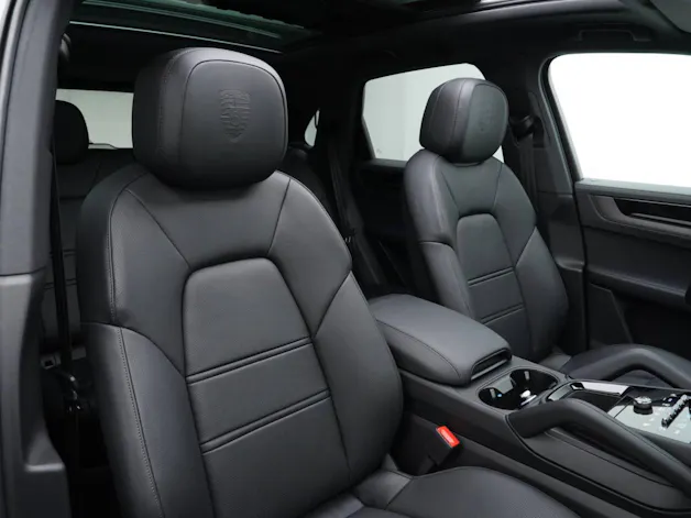 PORSCHE Cayenne S E-Hybrid Black Edition
