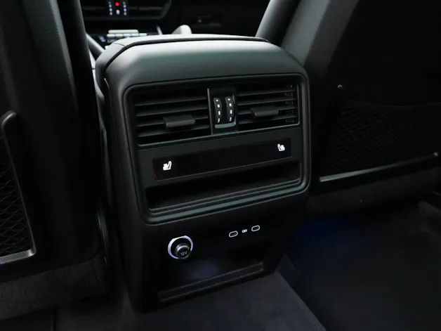 PORSCHE Cayenne S E-Hybrid Black Edition