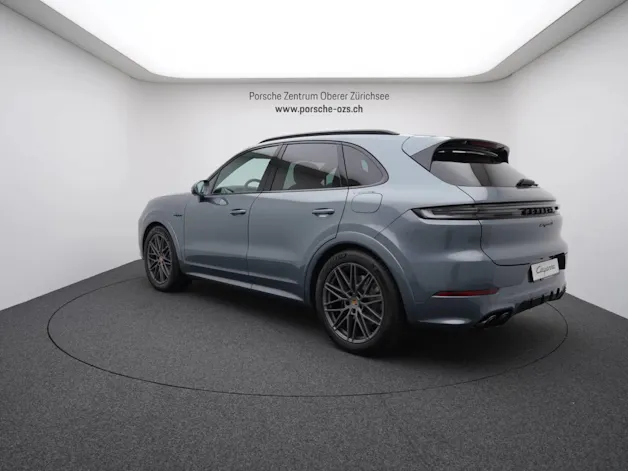 PORSCHE Cayenne S E-Hybrid Black Edition