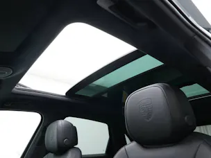PORSCHE Cayenne S E-Hybrid Black Edition