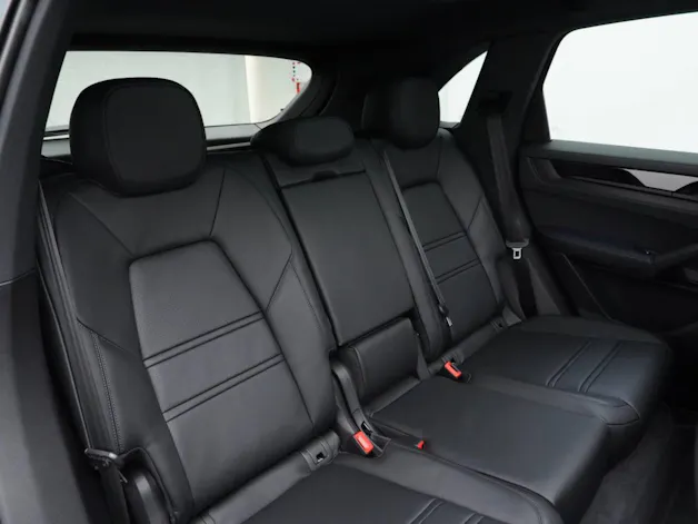 PORSCHE Cayenne S E-Hybrid Black Edition