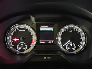 SKODA Octavia Combi 2.0 TDI Scout 4x4 DSG