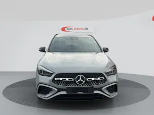 MERCEDES-BENZ GLA 200 AMG Line 7G-DCT Night