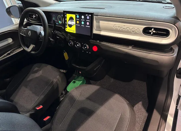 RENAULT Twingo E-Tech 27kWh Evolution