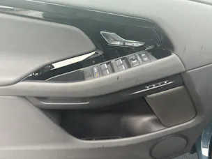 Land Rover Range Rover Evoque D 200 AWD SE MHEV AT9 Bi-Color
