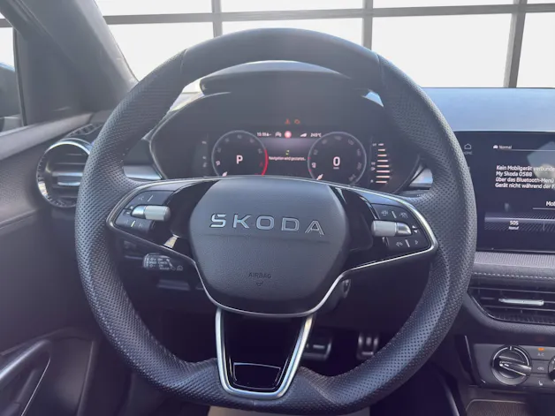 SKODA Fabia 1.0 TSI Selection DSG