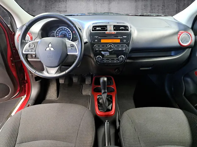 Mitsubishi Space Star 1.2 MIVEC Celebration 300K