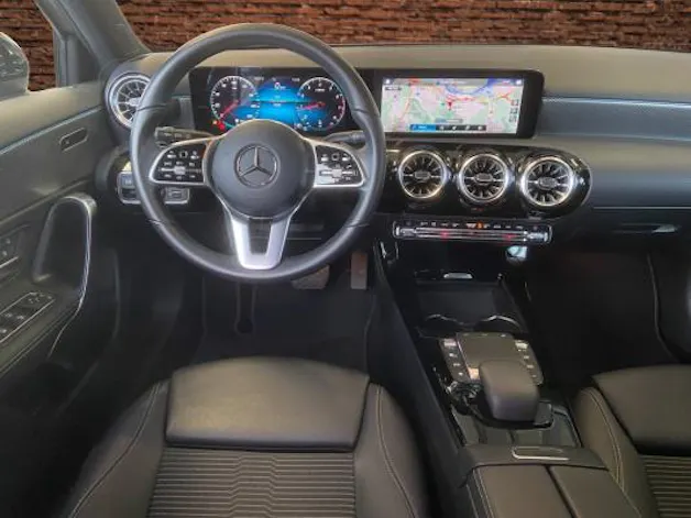 MERCEDES-BENZ A 180 Night Star