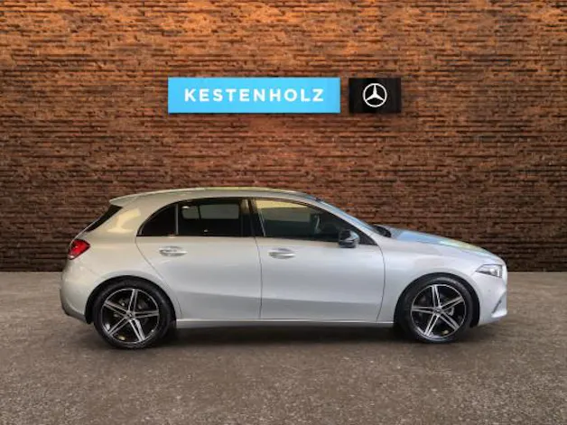 MERCEDES-BENZ A 180 Night Star