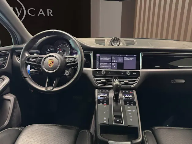 PORSCHE Macan S PDK