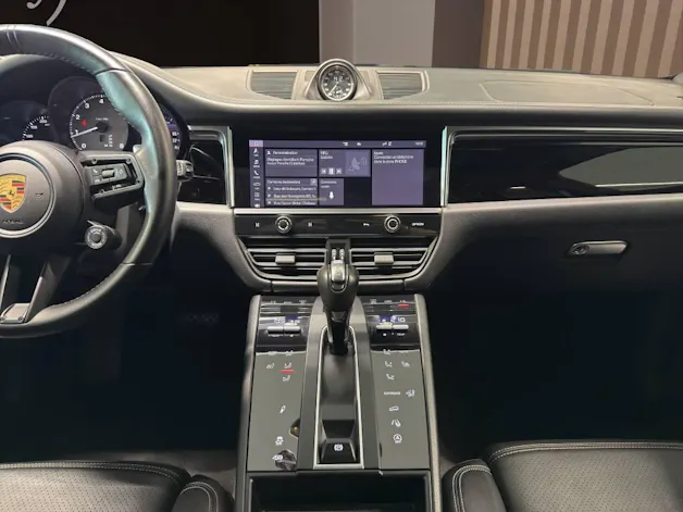 PORSCHE Macan S PDK