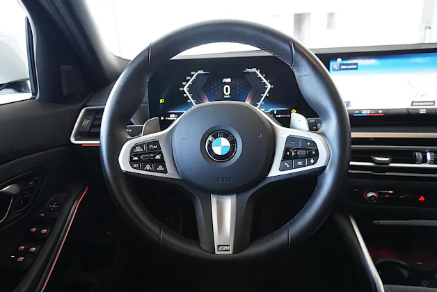BMW 320d xDrive 48V Touring Steptronic M Sport