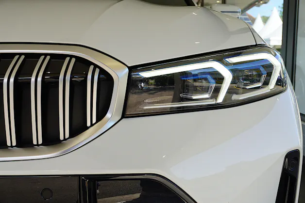 BMW 320d xDrive 48V Touring Steptronic M Sport