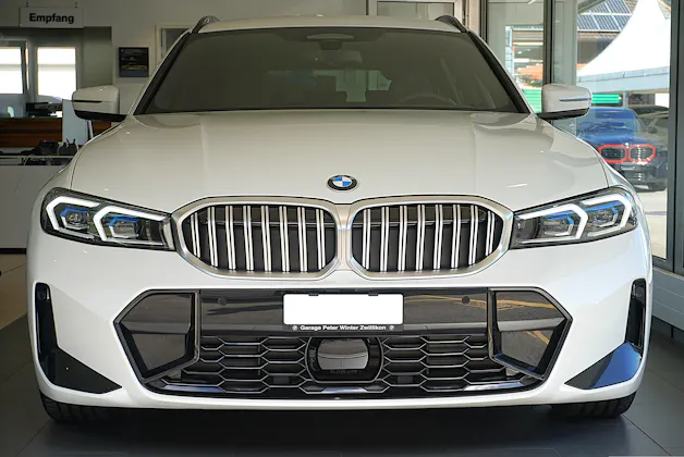BMW 320d xDrive 48V Touring Steptronic M Sport