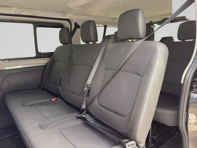 RENAULT Trafic Blue dCi 170 Grand Passenger Techno EDC