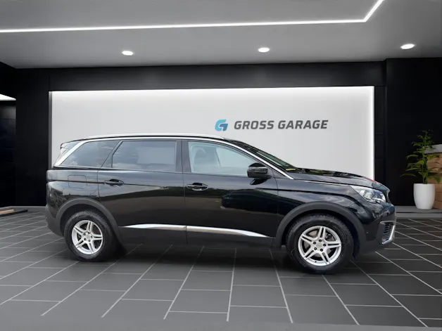 PEUGEOT 5008 1.2PureTech Allure