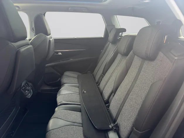 PEUGEOT 5008 1.2PureTech Allure
