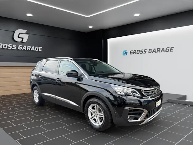 PEUGEOT 5008 1.2PureTech Allure