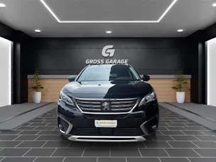 PEUGEOT 5008 1.2PureTech Allure