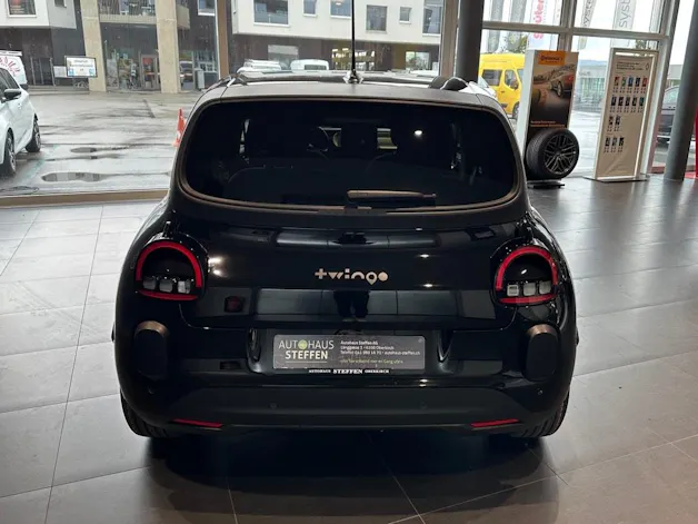 RENAULT Twingo E-Tech 27kWh Evolution