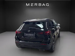 MERCEDES-BENZ GLA 200 Night Star