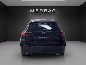 MERCEDES-BENZ GLA 200 Night Star