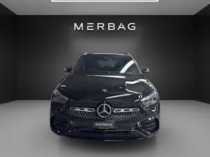 MERCEDES-BENZ GLA 200 Night Star
