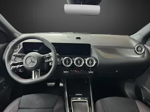MERCEDES-BENZ GLA 200 Night Star