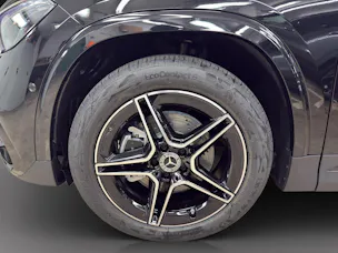 MERCEDES-BENZ GLA 200 Night Star