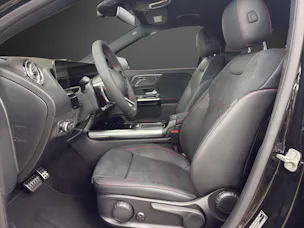 MERCEDES-BENZ GLA 200 Night Star