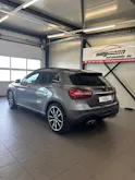 MERCEDES-BENZ GLA 200 Urban 7G-DCT