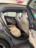 MERCEDES-BENZ GLA 200 Urban 7G-DCT