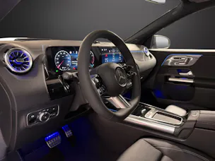 MERCEDES-BENZ GLA 200 Night Star