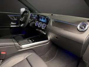 MERCEDES-BENZ GLA 200 Night Star